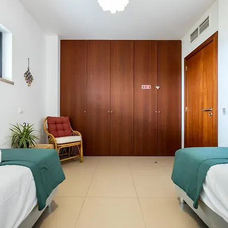 Marina Village - Patricia Λάγος